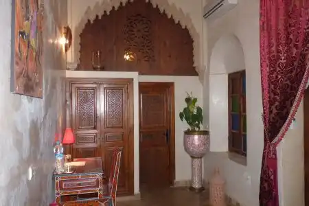 Riad Marlinea - 17