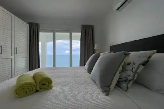 VallonEnd Beachfront villa with excellent view - 6