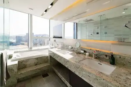 Grand Lct Residence - 123