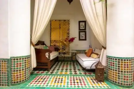 Riad Kaiss By Anika - 2