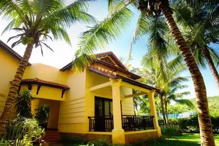 Golden Coast Resort & Spa - 43