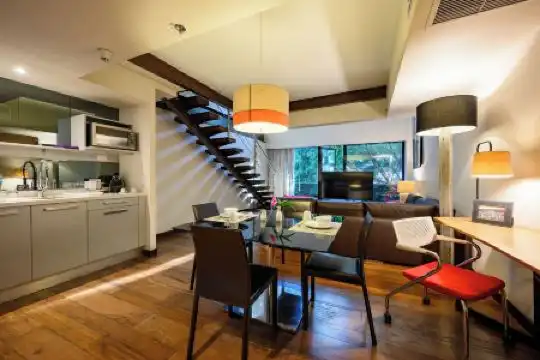 Las Suites Campos Eliseos - 57