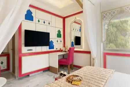 Sarang Palace - Boutique Stays & Candlelight Dining - 64