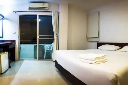Sunshine Hostel - 52