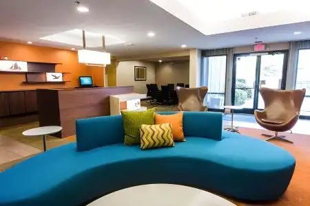 Fairfield by Marriott - 5