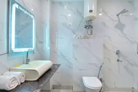 Smyle Inn - 3 minutes walk From New Delhi Railway Station - 27