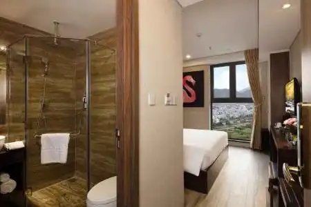 EMERALD BAY & SPA - 50