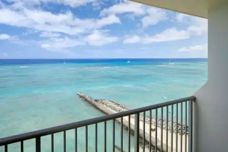Outrigger Reef Waikiki Beach Resort - 178