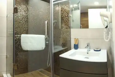 Silver 39 Boutique & Terrace - 117