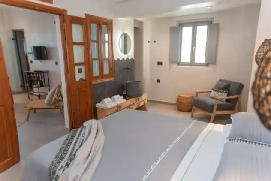 Almyra Oia Suites - 53
