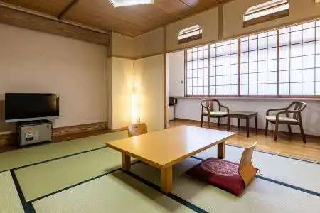 Umenoya - 12