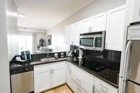 Nuvo Suites - Miami / Doral - 69