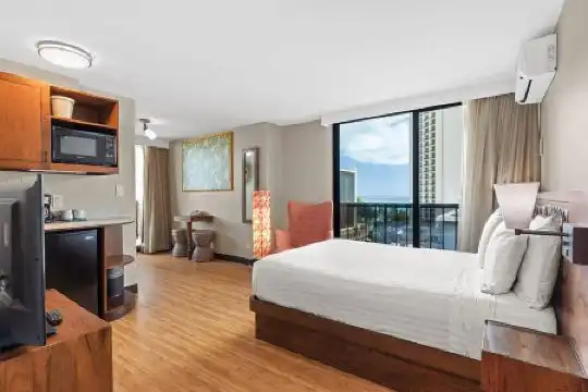 Castle Bamboo Waikiki - 10