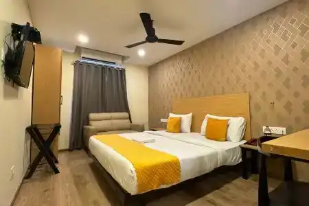 Php Boutique Townhouse - 1