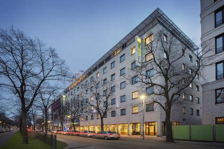 Holiday Inn Express Berlin City Centre, an IHG - 0