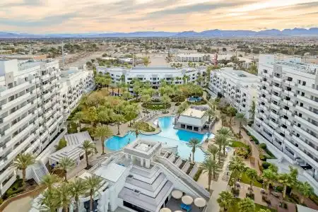 Cancun Resort Las Vegas By Diamond Resorts - 2