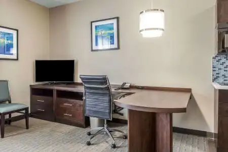 MainStay Suites - 46