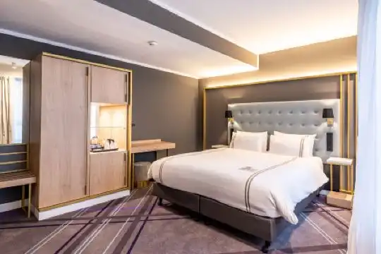 Premier Inn Saarbrücken City Centre - 60