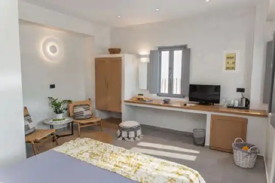 Almyra Oia Suites - 93