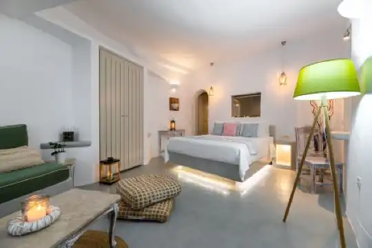 Kima Oia Suites - 79