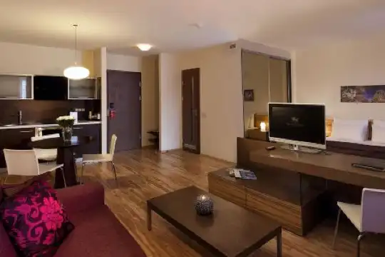 Enthusiast I Signature Place - 31