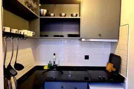 Cube Suites - 220