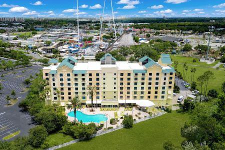 Comfort Suites Maingate East - 8
