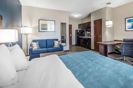 MainStay Suites - 14