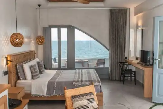 Almyra Oia Suites - 39