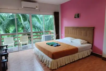 n.d.Hotel - 6