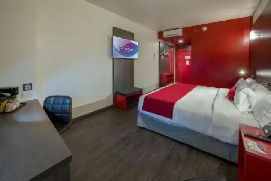 Ramada Encore by Wyndham Queretaro - 64