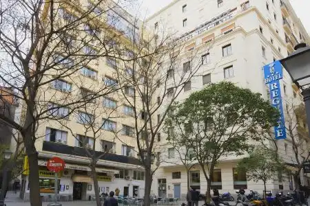 Madrid Motion Hostels - 6