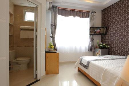 Reddoorz Yen Nam - Nguyen Trong Tuyen Street - 54