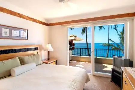 Whalers Cove in Poipu - 50