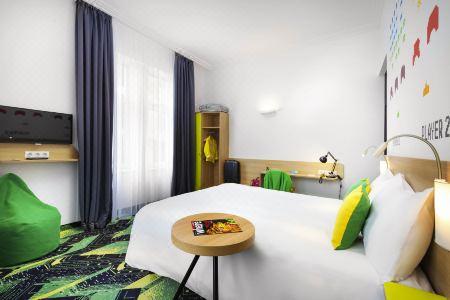 Ibis Styles Budapest Center - 1