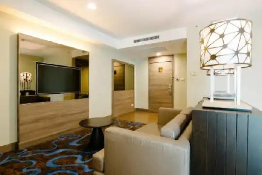 Citrus Sukhumvit 11 by Compass Hospitality - SHA Extra Plus - 129