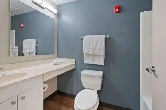 Extended Stay America Suites - Miami - Airport - Blue Lagoon - 51