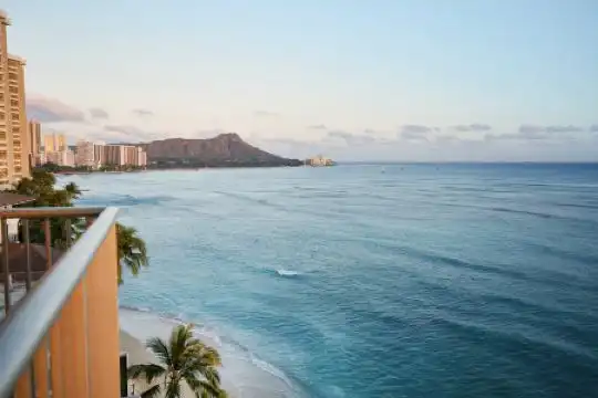 Outrigger Reef Waikiki Beach Resort - 55