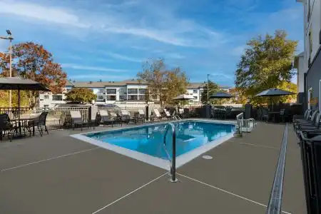 Fairfield by Marriott - 3