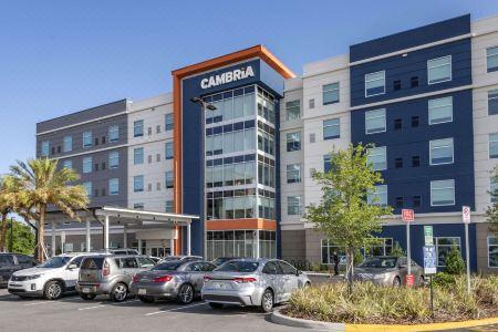Cambria Orlando Airport - 7