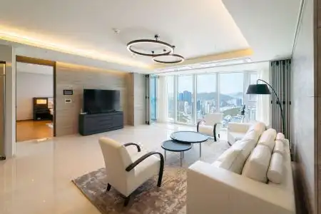 Grand Lct Residence - 68