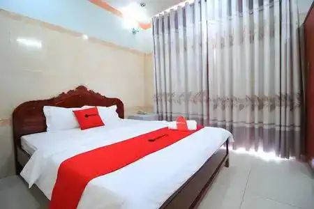 RedDoorz near Him Lam - 5