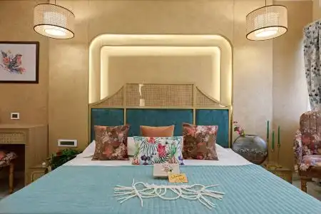Sarang Palace - Boutique Stays & Candlelight Dining - 21