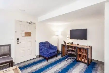 Wyndham La Belle Maison - 61