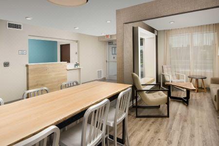 WoodSpring Suites Orlando Airport - 3