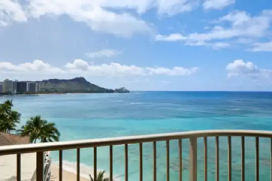 Outrigger Reef Waikiki Beach Resort - 159