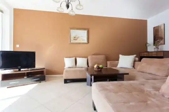 Vila Tamburic - 60
