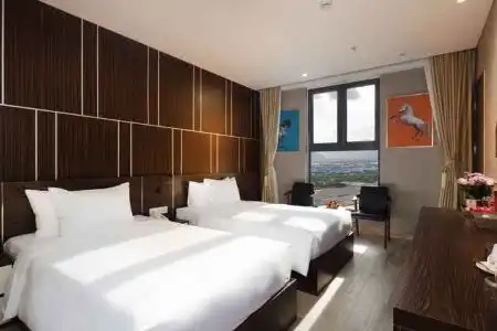 EMERALD BAY & SPA - 25