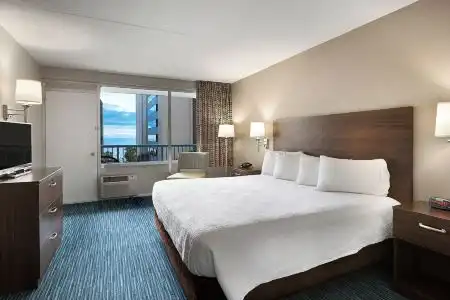 Breakers Resort - 79