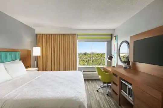 Hampton Inn & Suites Fort Lauderdale Airport - 110